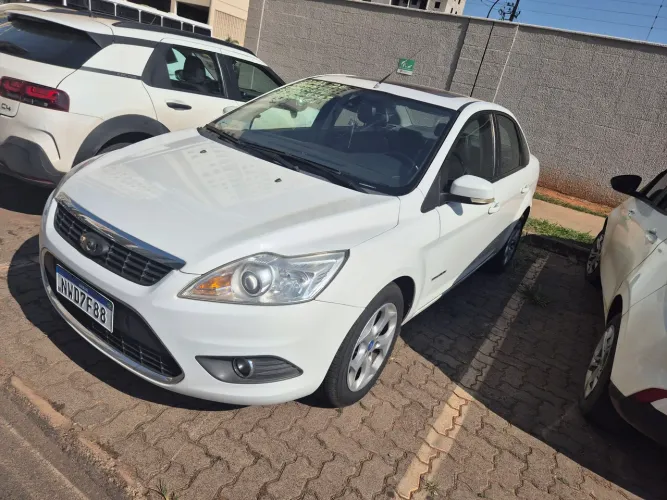 Ford Focus Sed. Ti./ti.plus 2.0 16V Flex AUT 2012