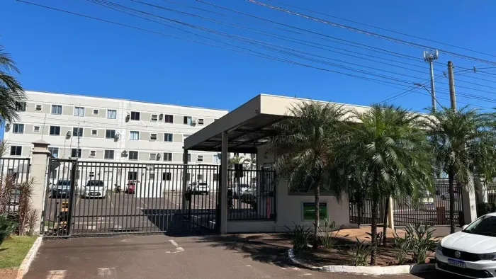 APTO MOBILIADO A VENDA NO RES. CASTEL FRANCO
