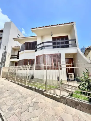 Espaço amplo e aconchegante: seu novo lar próximo ao coração da cidade!