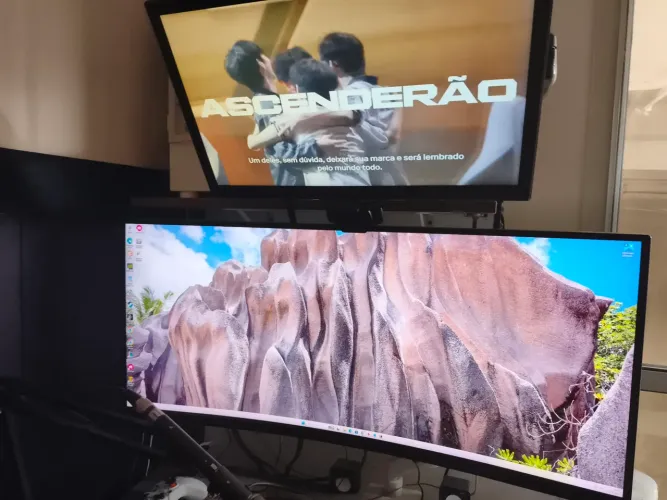 Monitor gamer quad HD 34 pol