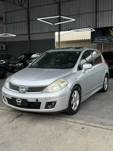 Nissan Tiida SL 1.8/1.8 Flex 16V Aut. 2013