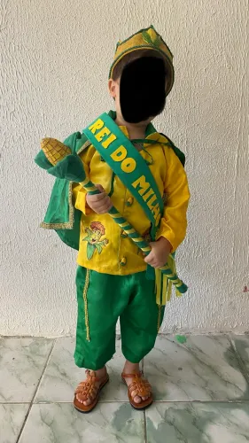 Fantasia rei do milho completa 