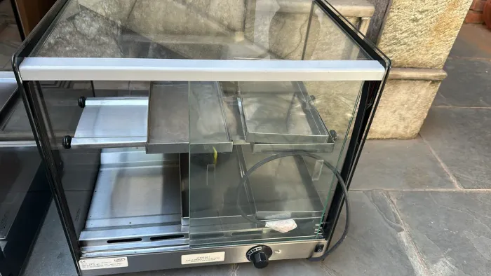 Estufa de Salgados Titã 6 Bandejas Vapor 220V