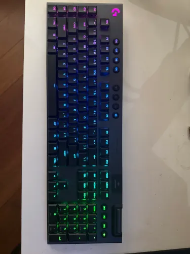 Vendo teclado Logitech G915 X LIGHTSPEED