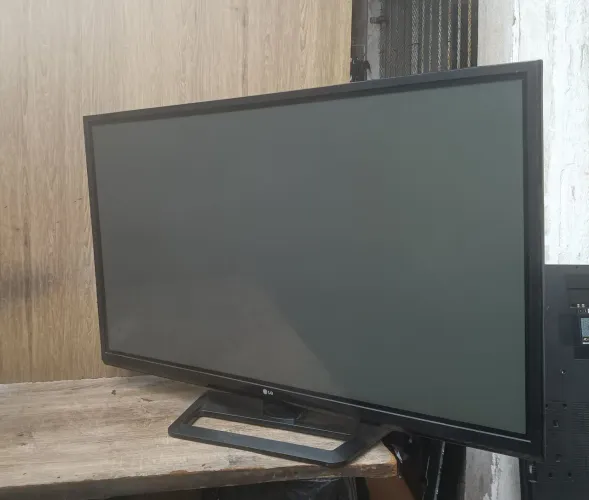 Tv New plasma LG 50PA4500 com defeito na placa Ysus