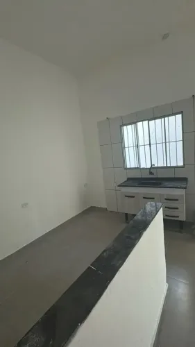 Imóvel para aluguel tem 40 metros quadrados com 1 quarto