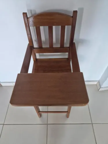 CADEIRA DE MADEIRA INFANTIL
