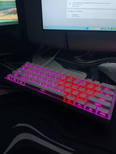 teclado magnético akko monsgeek fun60