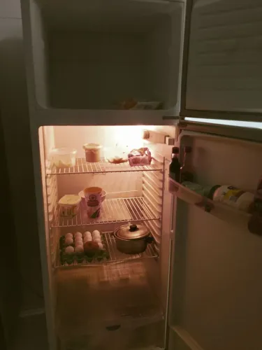 Vendo geladeira Dako em perfeito estado 
