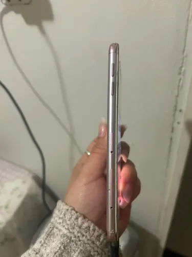 Celular J7 antigo funcionando