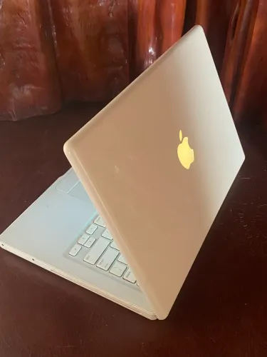 Macbook White 2007