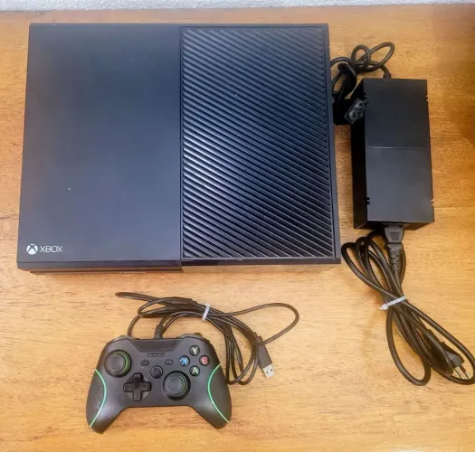 Xbox one fat - 500gb de armazenamento 