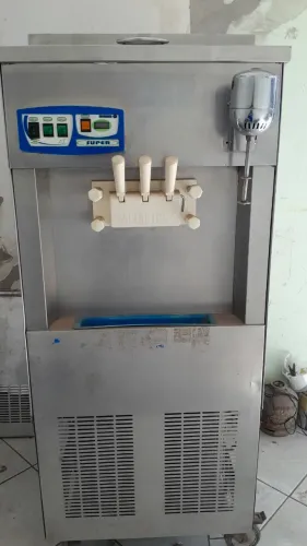 Máquina de Sorvete Italianinha