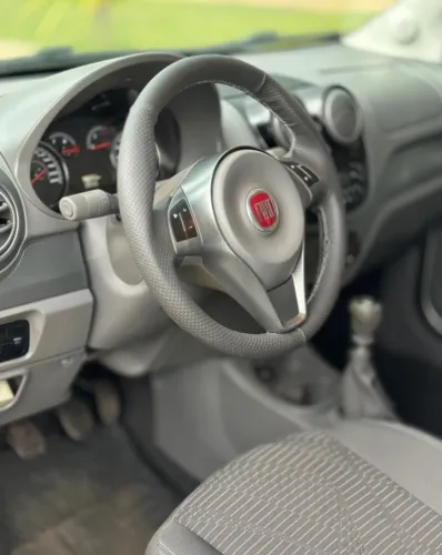 Fiat Palio Essence 1.6 Flex 16V 5P 2012