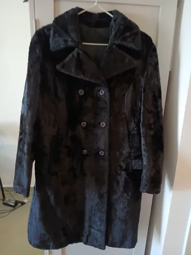 Casaco vintage de pele sintética importado