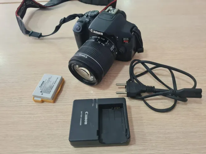 CANON T5i + LENTE 18-55 VENDA RELÂMPAGO 