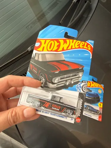 Hot wheels chevy 62