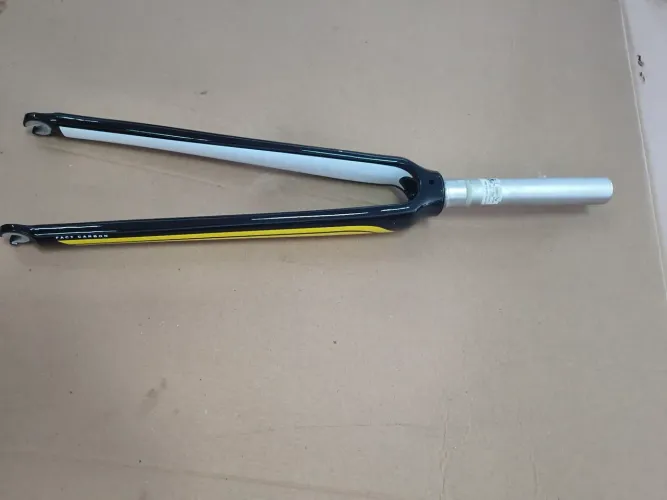 Garfo specialized speed fibra de carbono espiga reta de alumínio 