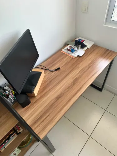 Mesa escritório/estudos 