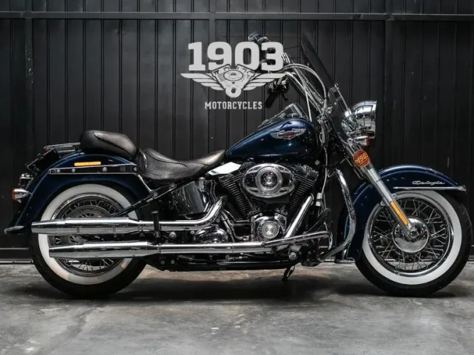 HARLEY-DAVIDSON DELUXE 2013
