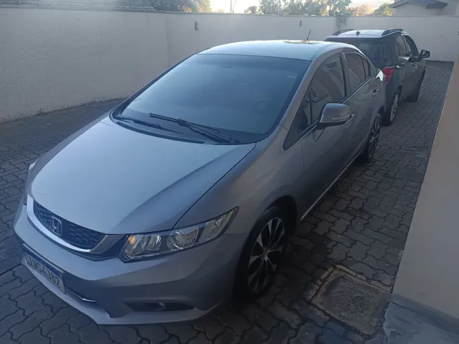Honda Civic Sedan LXR 2.0 Flexone 16V Aut. 4P 2016