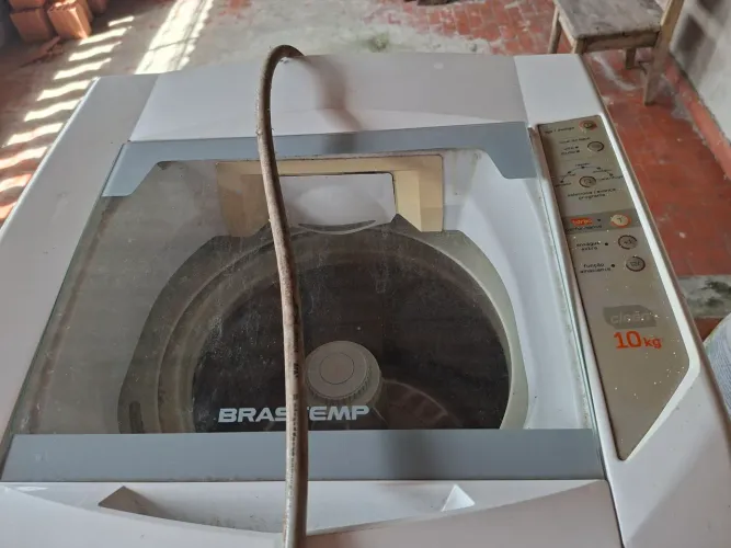 Maquina de lavar Brastemp com defeito