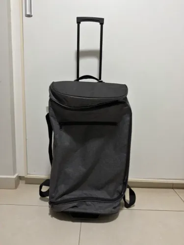 Mala de Viagem com Rodas 70l Essencial Decathlon Cinza