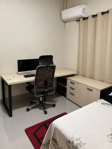 Mesa Executiva em L Gebb Work + Gaveteiro/Armário Lateral ? Alto Padrão