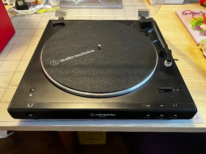 Toca-discos automático com bluetooth - Audio Technica AT-LP60xbt