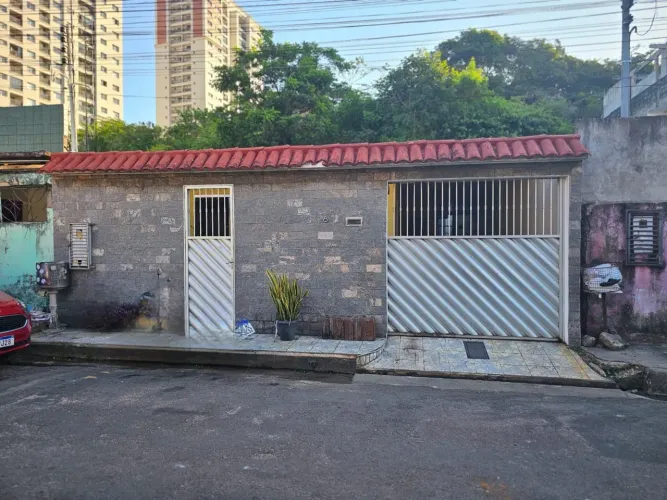 Excelente Casa com 3 Quartos e 2 Vagas | Aluguel ou Venda com Financiamento Direto!