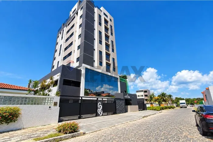 Apartamento à Venda no Bessa: 32 m², Condomínio Completo e Perto do Mar!