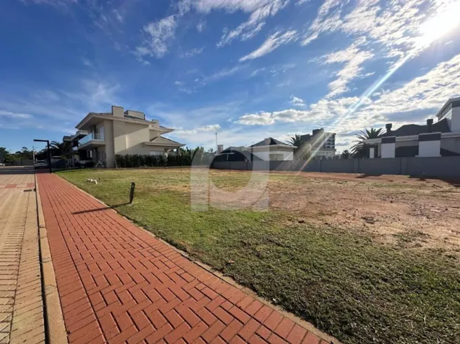 Terreno à venda, 382 m² por R$ 730.000,00 - Centro - Portão/RS