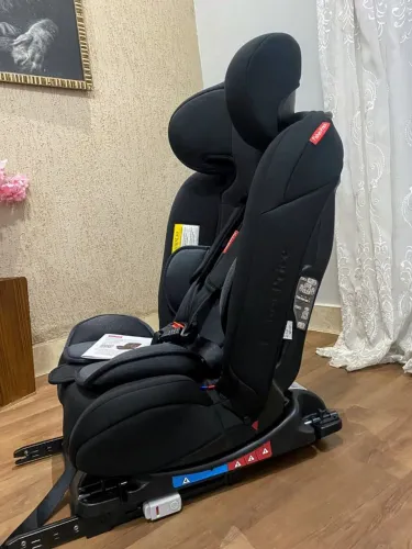 Cadeirinha isofix Fisher price (Estado de nova)