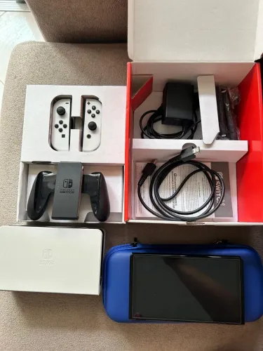 Vendo Nintendo switch OLED 
