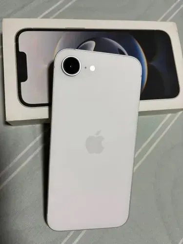 iPhone 16E