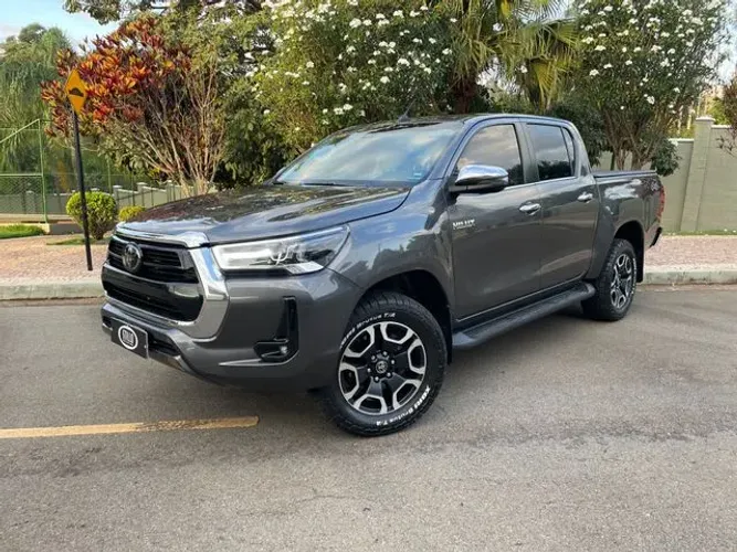 Toyota Hilux CD SRX 4X4 2.8 TDI 16V Diesel Aut. 2021