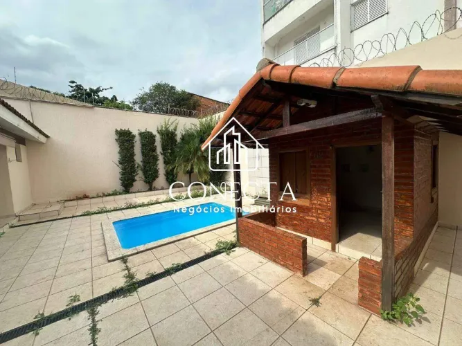 Casa para locação com 3 suítes e piscina no Tabajaras em Uberlândia