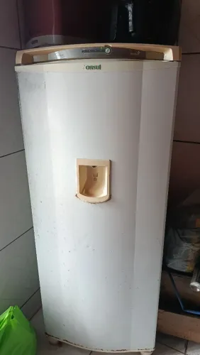 Vendo geladeira Consul Gelo seco 