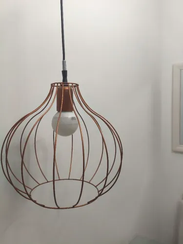 Lustre aramado novo