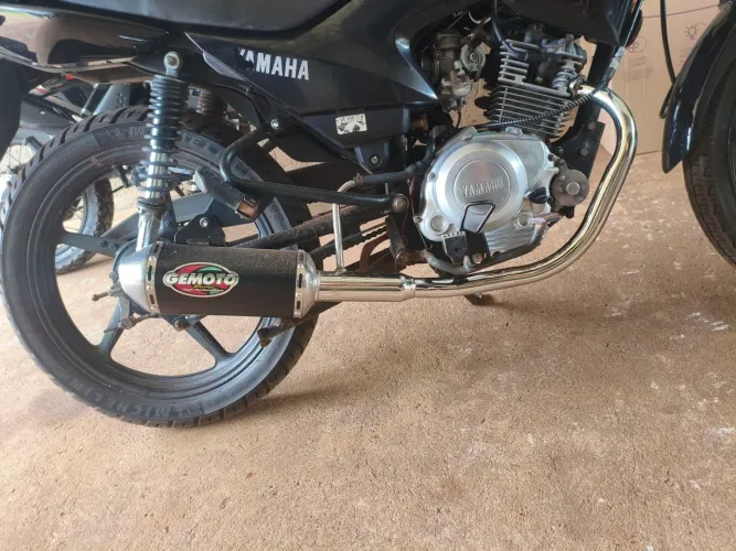 Escapamento gemoto trioval para YBR 125 anos 2009 a 2015
