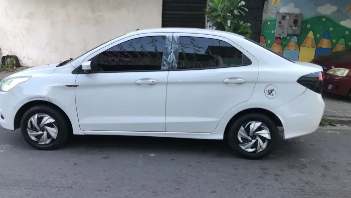 Ford KA+ Sedan 1.0 Tivct Flex 4P 2015