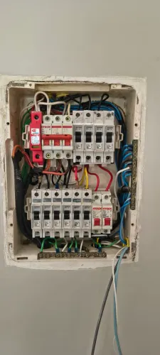 Eletricista Predial 24 horas todo serviço em geral