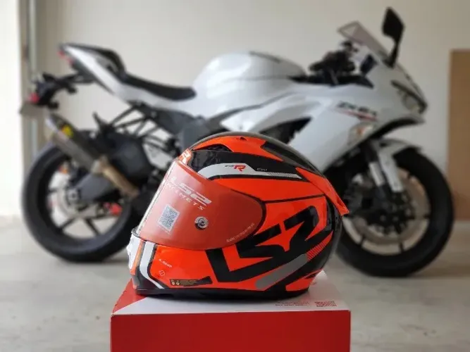 LS2 FF323 Arrow C Evo STING (Fibra de Carbono) - 100% NOVO E NUNCA USADO!