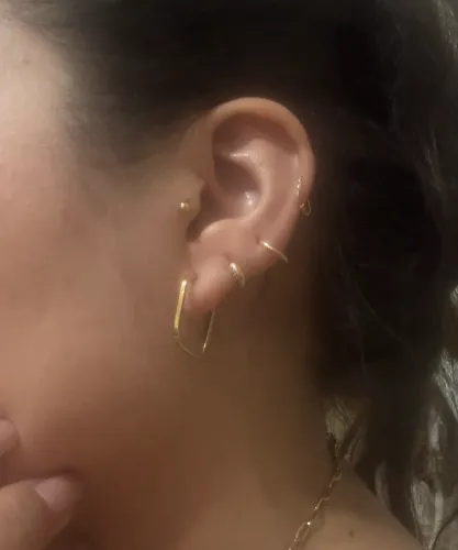 Par de brincos ouro 18k