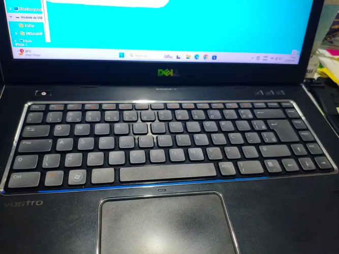 Notebook Dell Vostro usado