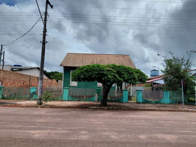 Casa de madeira