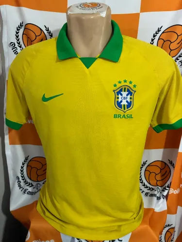 Camisa Brasil modelo jogador