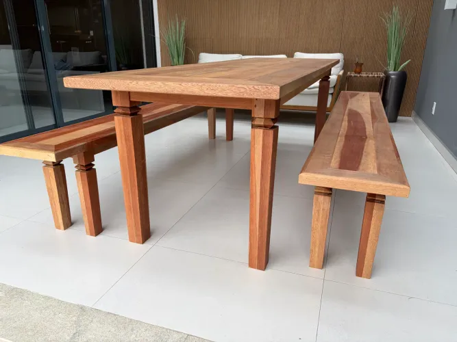 Mesa Madeira - com 2 bancos 2,50m cedrinho