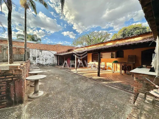 Lote com 900m² a Venda, Bairro Trevo