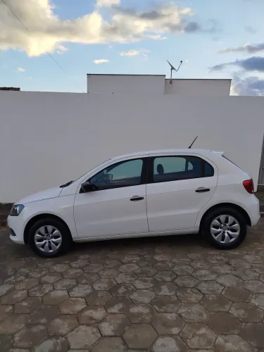 Volkswagen Gol Geração VI Trendline 1.6 8V Total Flex Mec. 4P 2016